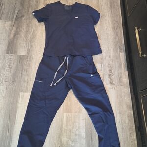 Figs Navy Scrub Set